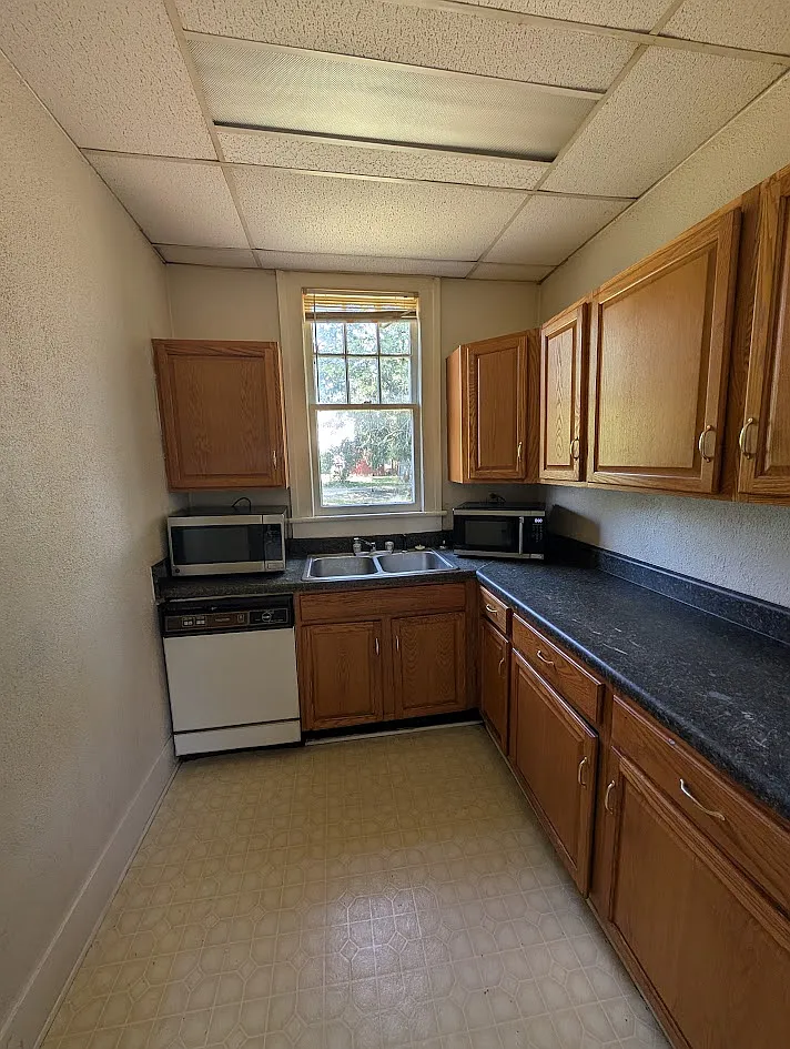 5 bed, 1500 sqft, $600 — Photo 4