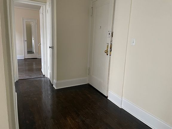 4th image of 70-12 108th St #2K