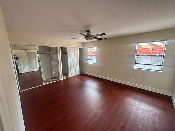 3rd image of 4865 Pearce Ave