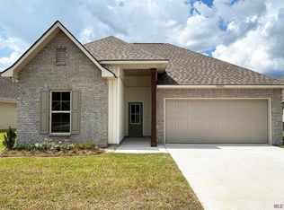 30825 Rowley Dr, Lacombe, LA 70445