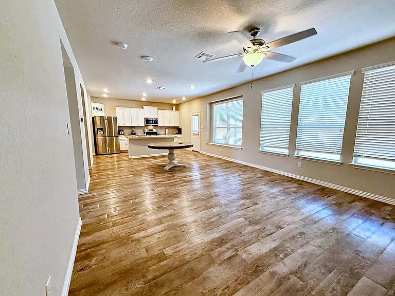 22438 Akin Nook — Photo 7