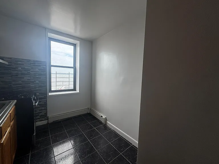 1132 Stadium Ave #LH — Photo 10