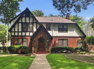 6215 McGee St, Kansas City, MO 64113