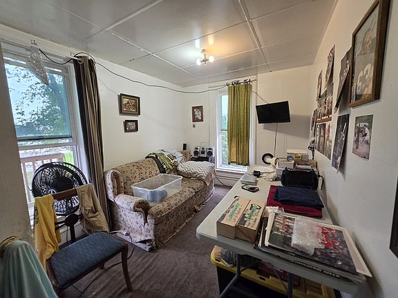 2nd image of 204 Cameron St #1