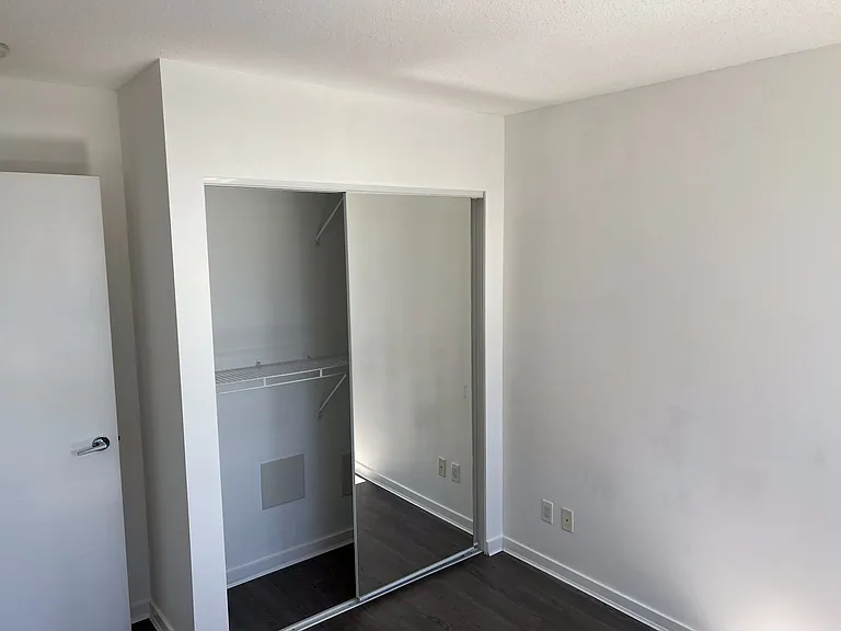 689 Abbott St #1607 — Photo 11