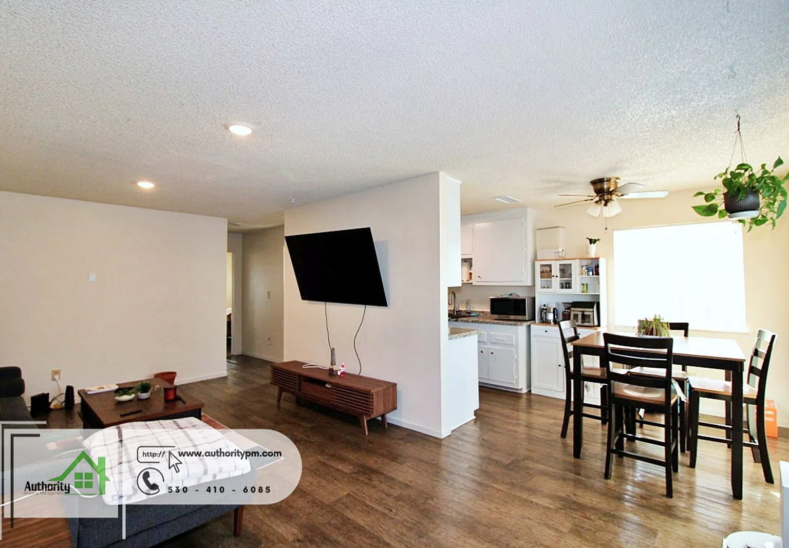 3 bed, 1.0 bath, 1050 sqft, $1,695 — Photo 4