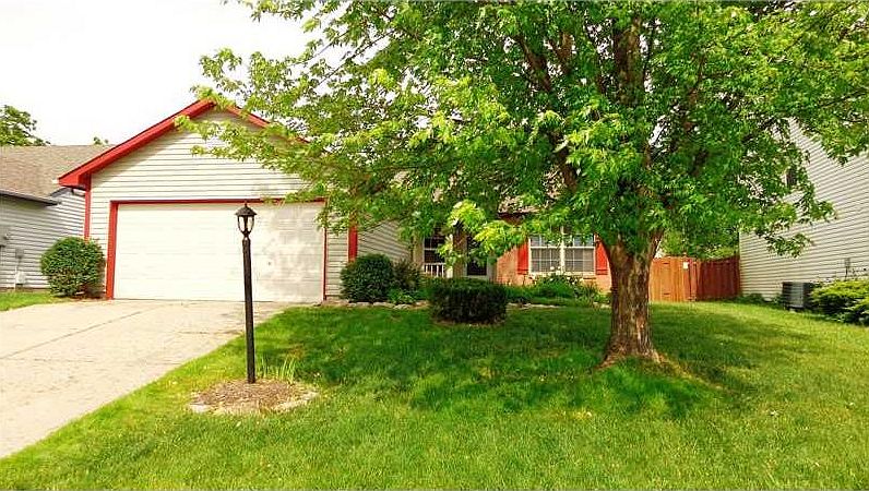 1st image of 1333 Blue Heron Ln