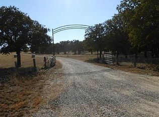 236 Hunter Trl, Bridgeport, TX 76426