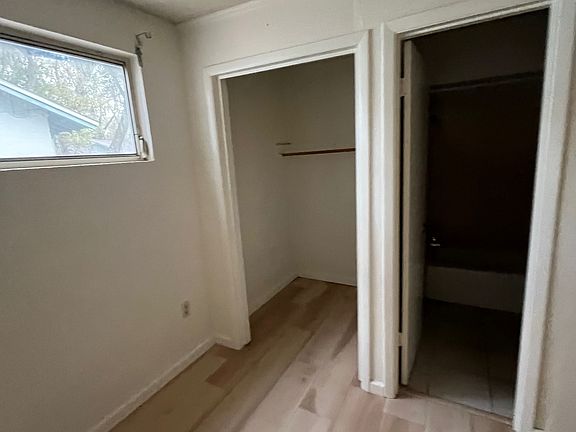 2nd image of 60 Yacht Club Dr NE APT 10
