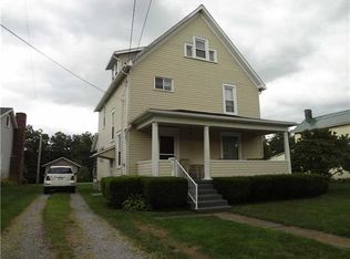 1055 Main St, Wampum, PA 16157