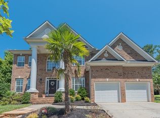 1621 Scotch Pine Ln, Tega Cay, SC 29708