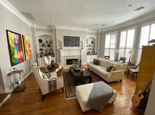 196 Oak Place Dr, Houston, TX 77006