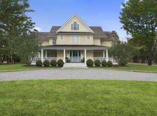 84 Oneck Rd, Westhampton Beach, NY 11978