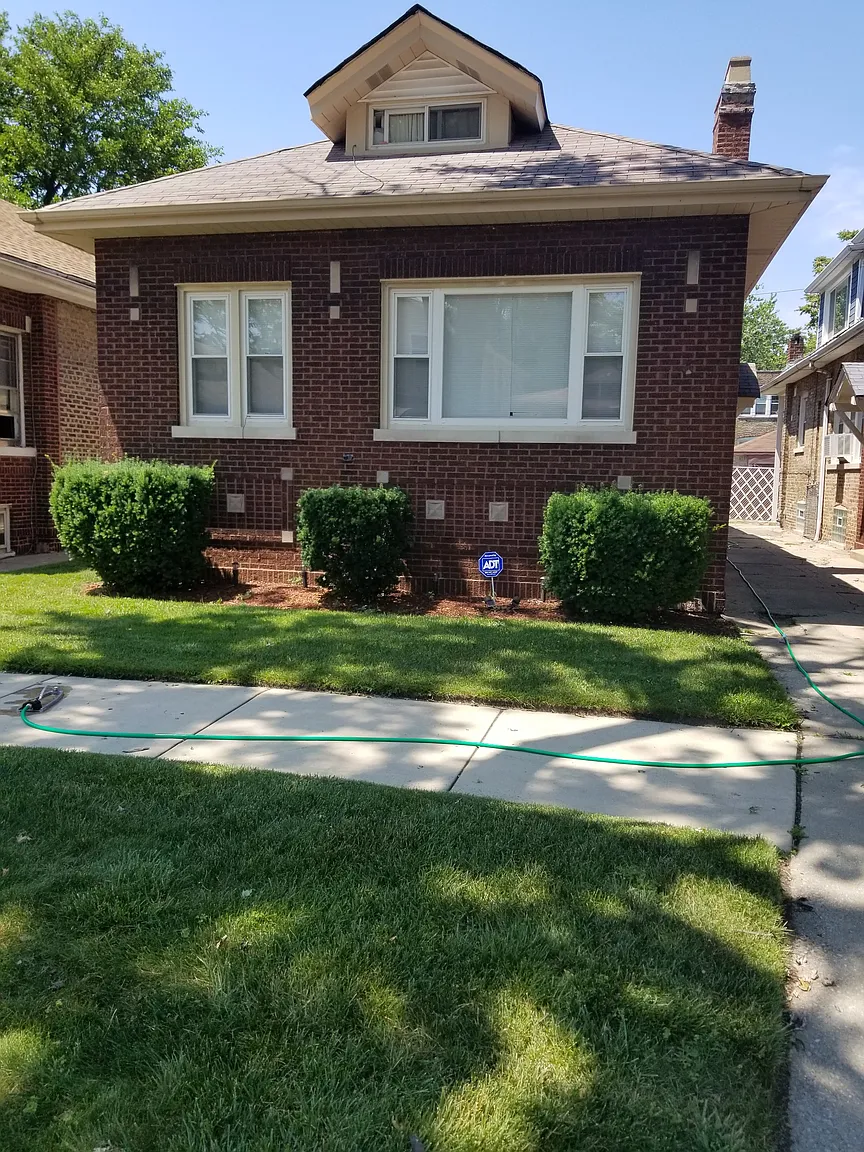 7930 S Oglesby Ave #1 photo 1