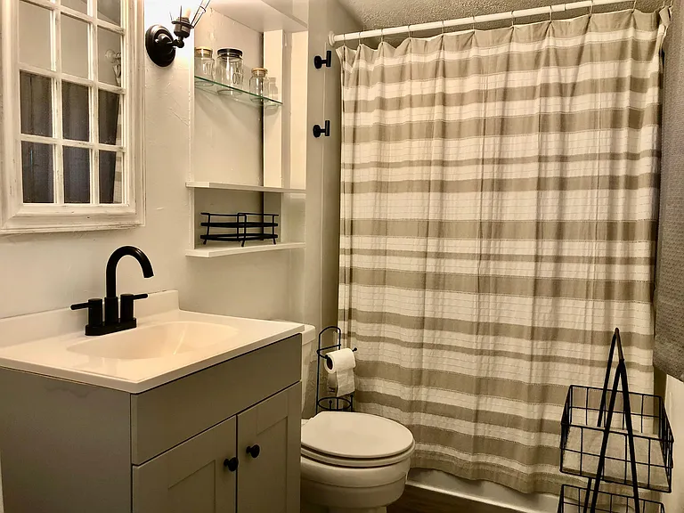 3910 S Harmon St #2 — Photo 11