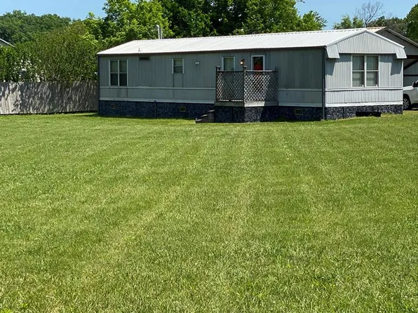 313 Lonesome Pine Rd, Bybee, TN 37713