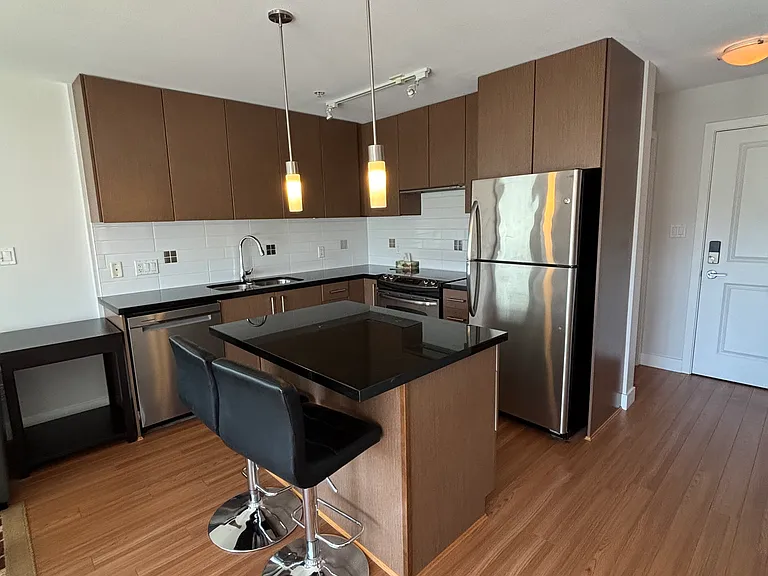 15735 Croydon Dr #313 — Photo 8