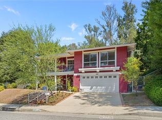 22855 Sparrowdell Dr, Calabasas, CA 91302
