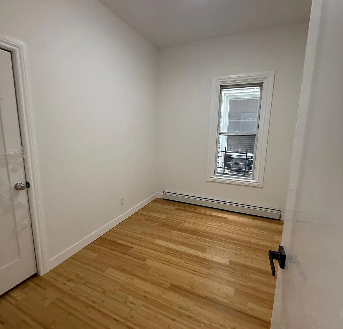 3 bed, $3,454 — Photo 3