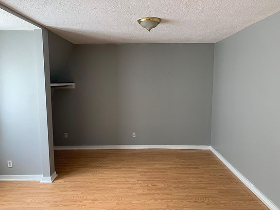 4th image of 6075 Merri Oaks Dr #B