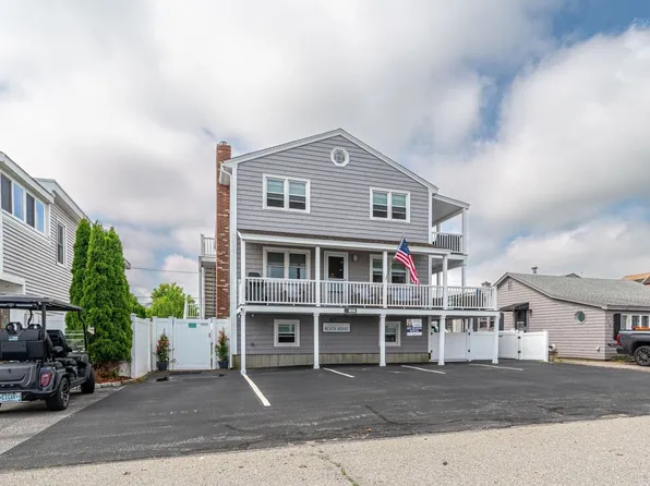 131 Franklin St, Seabrook, NH 03874