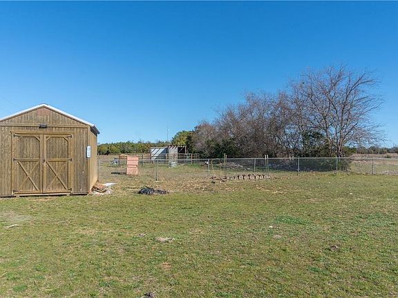 4th image of 3375 County Road 303
