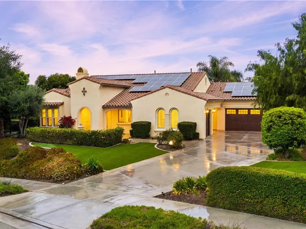 689 Crystal Mountain Cir, Riverside, CA 92506