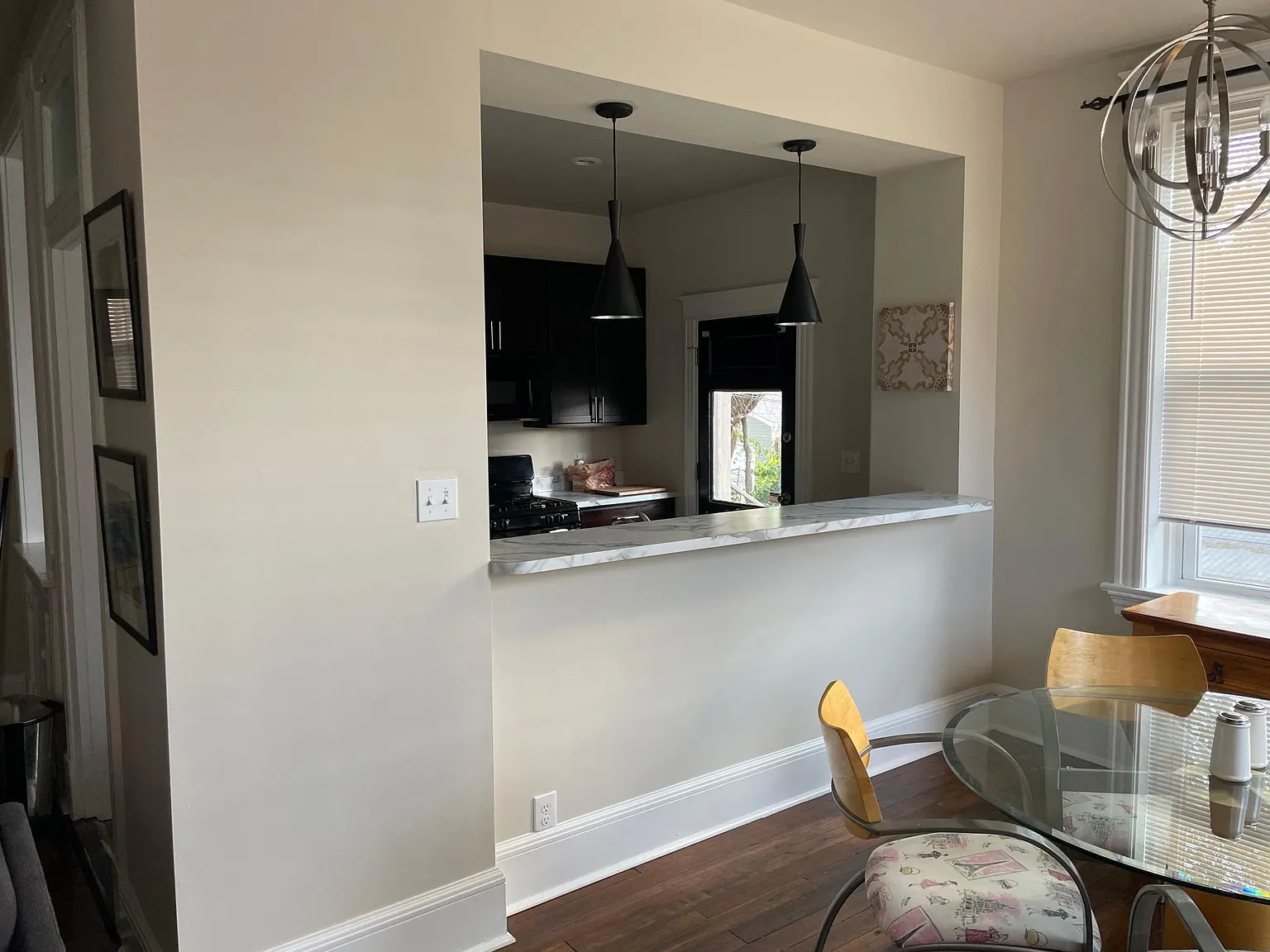2 bed, 1300 sqft, $1,550 — Photo 2