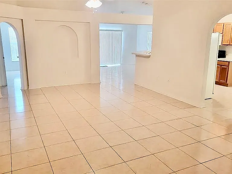 921 Bristle Cone Ct — Photo 1