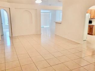 921 Bristle Cone Ct, Minneola, FL 34715