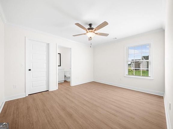 5th image of 107 Pin Oak Ln #4