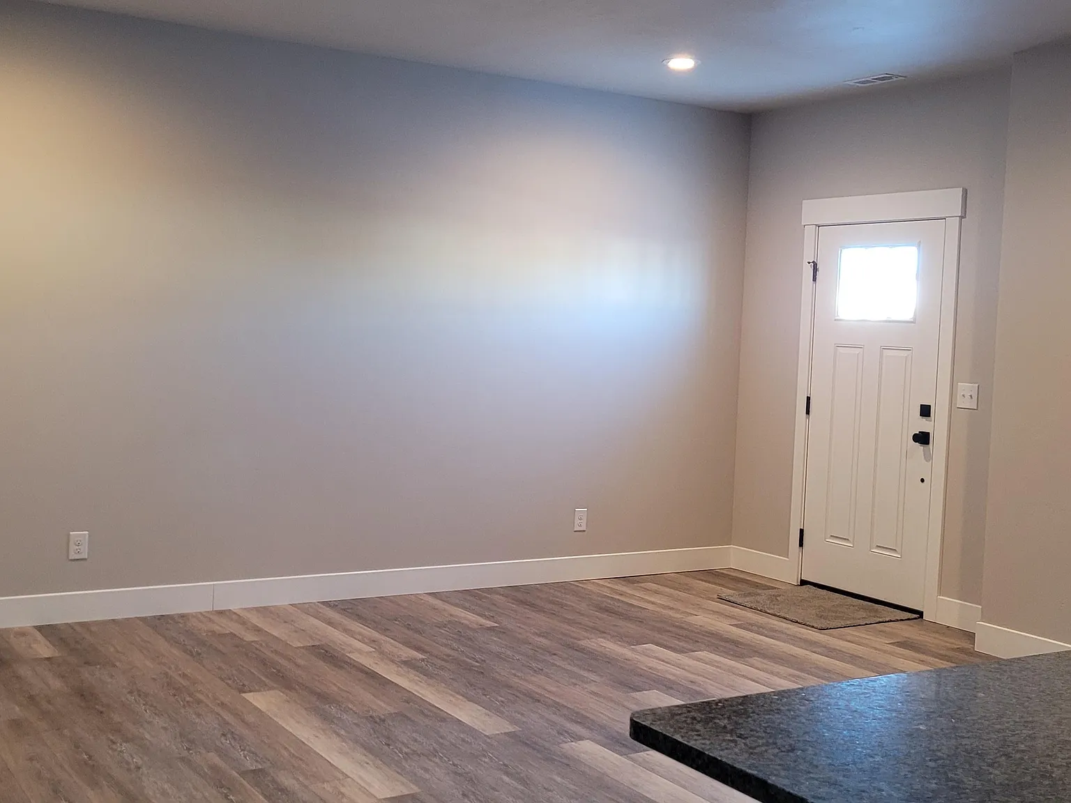 2885 Sunburst Dr — Photo 4