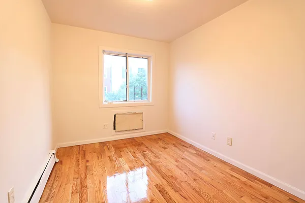 Rented by Empyreal Realty, Inc. | media 4