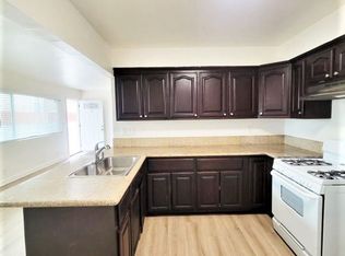 252 W 15th St #1, San Pedro, CA 90731