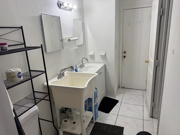 2635 NW 205th St #2 — Photo 8