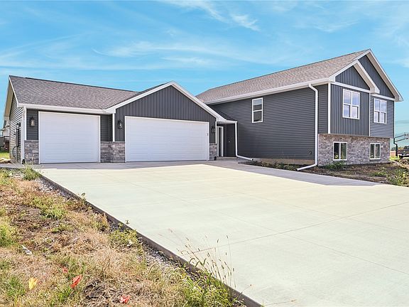 2nd image of 1382 Foxtail Dr