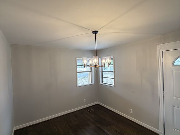 Dining/breakfast room