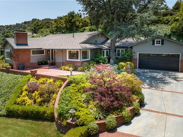 3247 Country Club Dr, Glendale, CA 91208