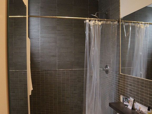 3rd image of 1060 Putnam Ave APT 3L