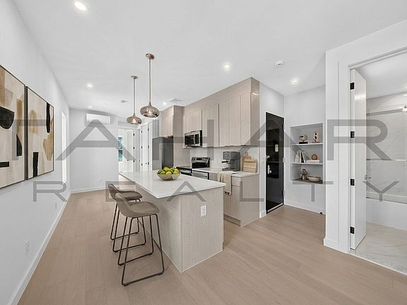 2nd image of 303 W 116th St APT 3