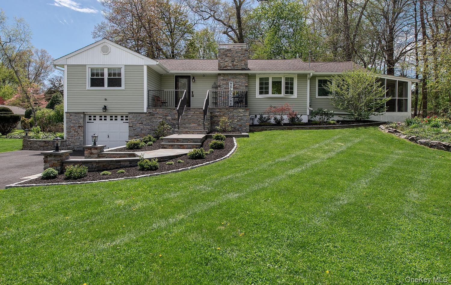 12 Pine Hill Drive, Wappingers Falls, NY 12590 | Zillow