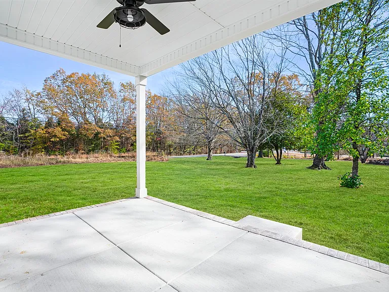 533 S Halifax Ct — Photo 24