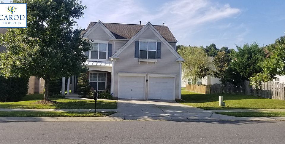 1st image of 2325 Arbor Vista Dr