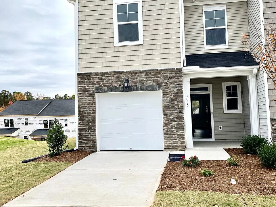 1050 Gemma Dr