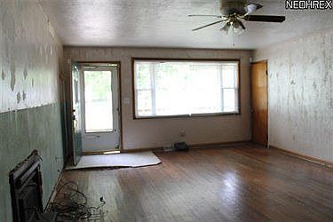 4th image of 4703 Clifton Ave