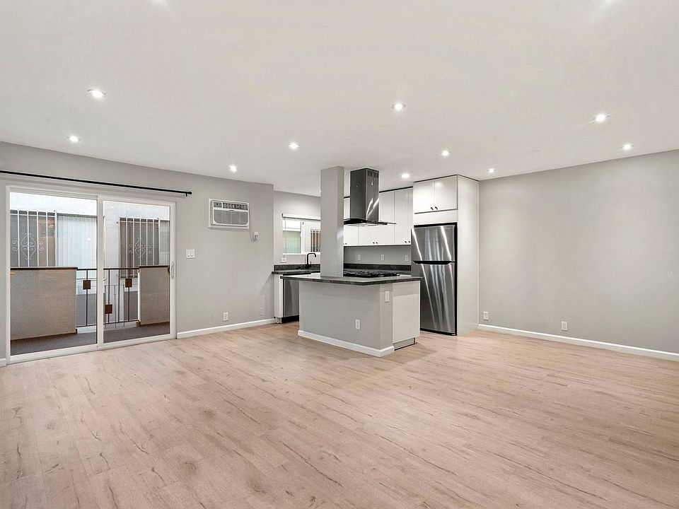 1st image of 1015 N Vista St APT 10