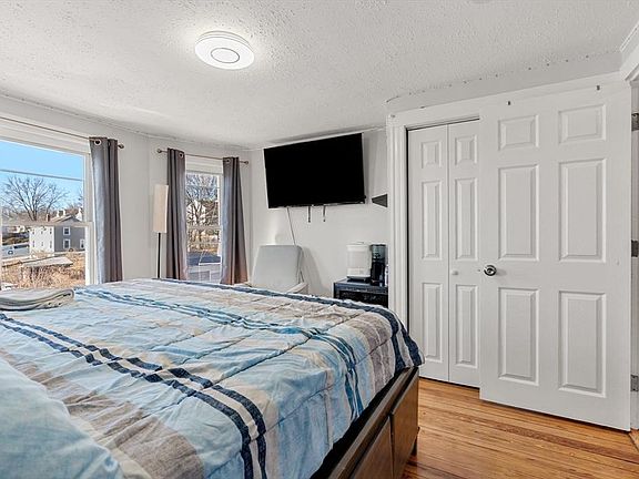 2nd image of 633 River St #B