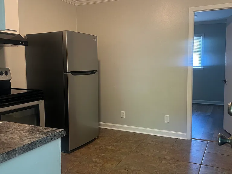 218 Crumps Park Ave — Photo 4