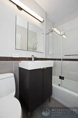 Rented by Metropolitan Property Group | media 8