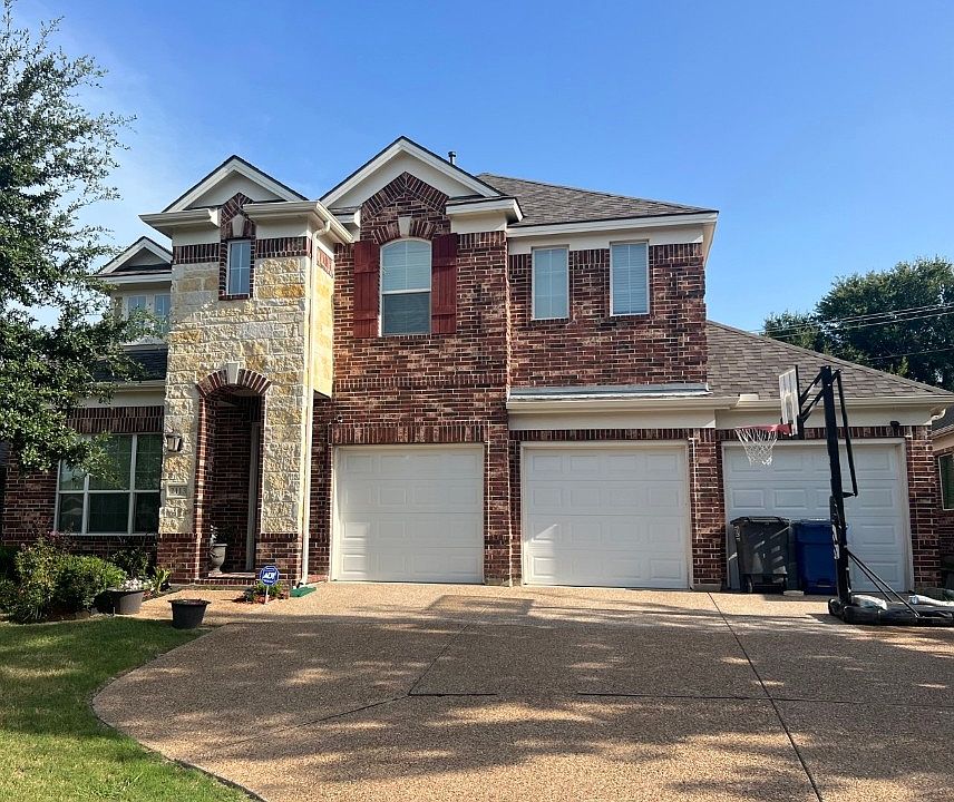 1st image of 2113 Central Park Dr